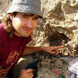 Arranca una nueva tesis doctoral sobre los dinosaurios del Cretacico inferior de Teruel