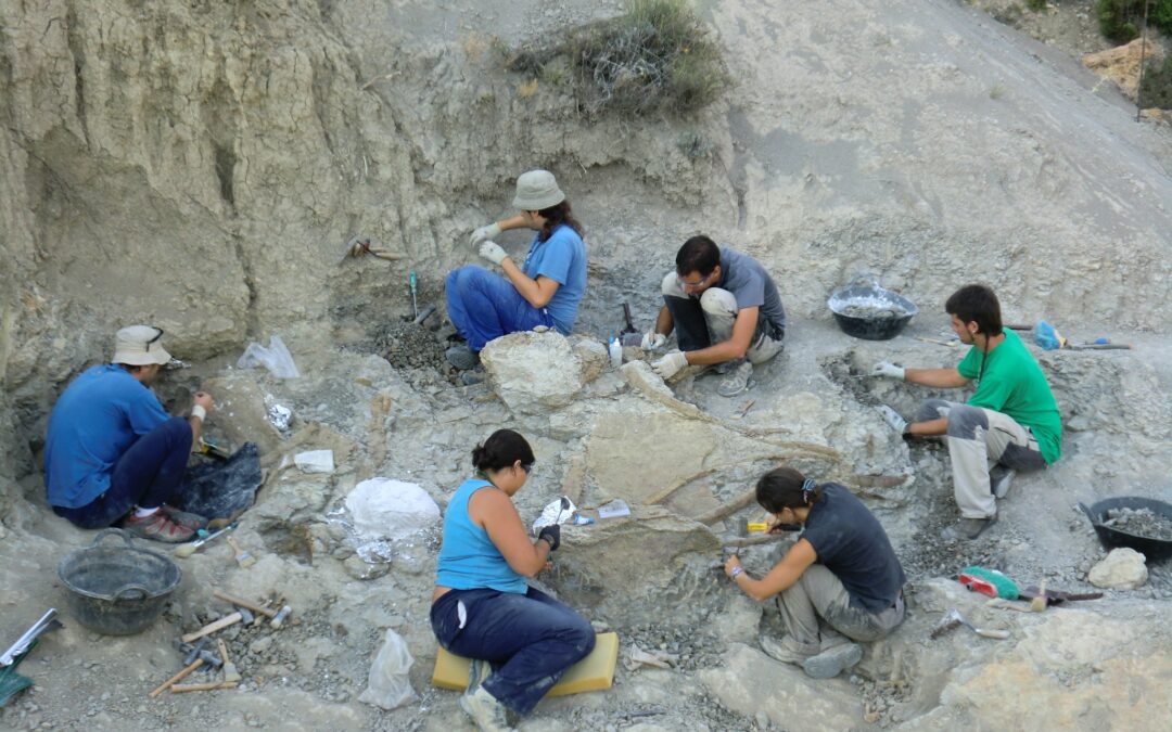 El último gigante.  L’últim gegant: Desenterrant un misteri de fa setanta milions d’anys